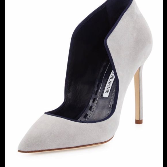 Manolo Blahnik Shoes - Manolo Blahnik Espedal suede high-collar pump